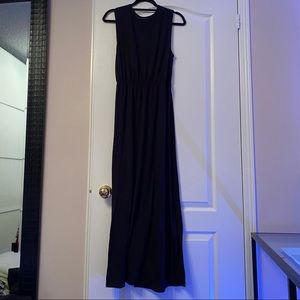 💕 • Basic Black Maxi Dress